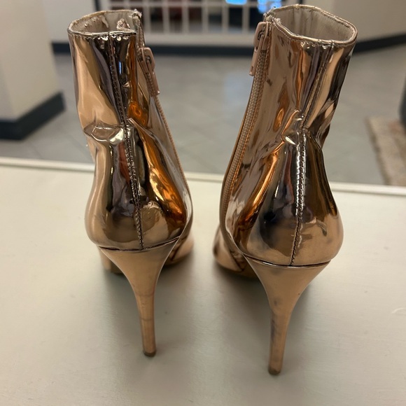 Boots Elegant Metallic Ankle Boots 7 Great gold metallic color! CLEAN WILD DIVA - Picture 9 of 11